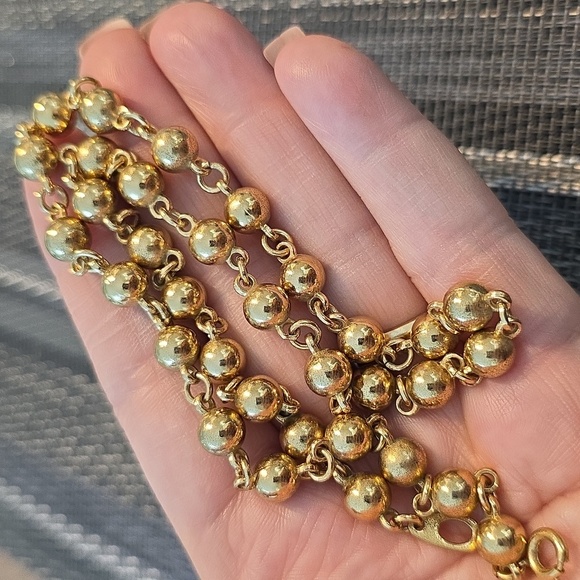 Elegant Gold Beaded Necklace 18in - Picture 3 of 3